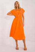 Robe d'été féminine moderne couleur orange vif tissu léger coupe évasée manches courtes col chemisier taille élastique femmes