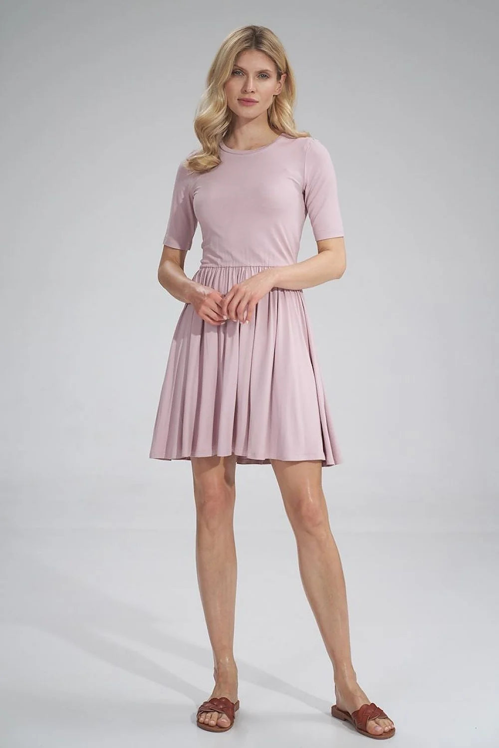 Robe élégante en viscose élasthanne rose coupe A-ligne manches courtes pour journées estivales féminines