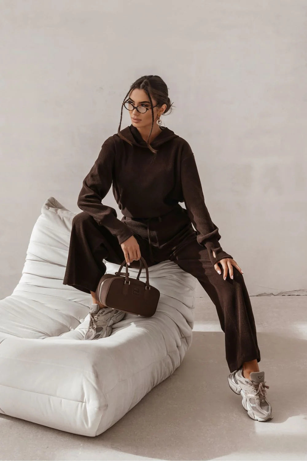 ensemble HOPE marron chocolat maille loungewear femme sweat capuche pantalon large elastique viscose polyester doux confortable