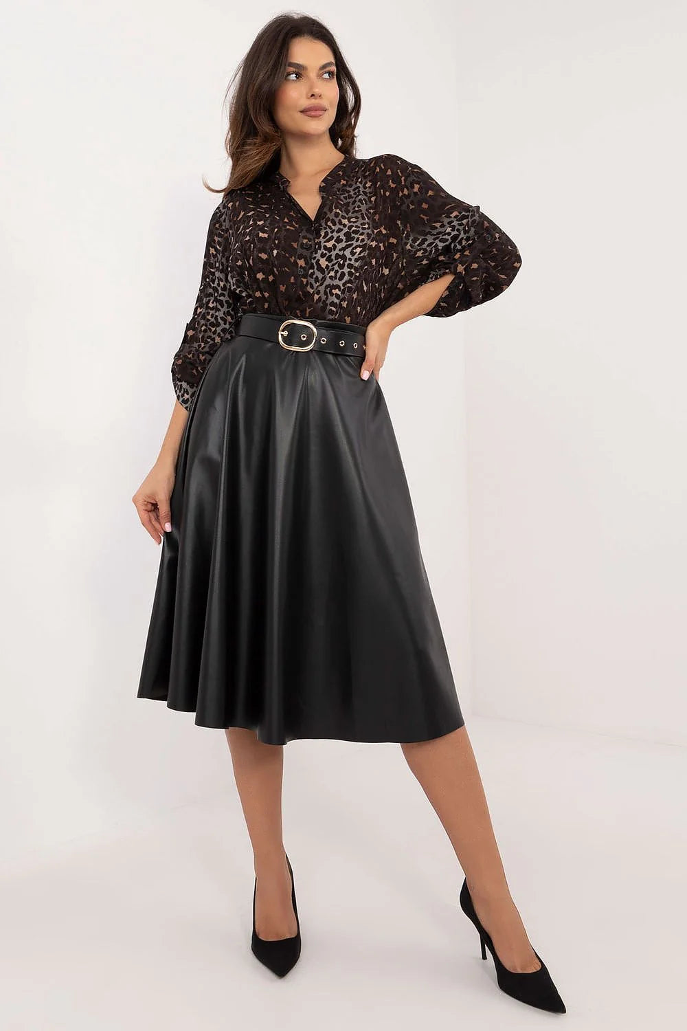 Jupe Italy Moda en cuir synthétique, style évasé, taille haute, motif animal, escarpins noirs, occasionnels, femmes