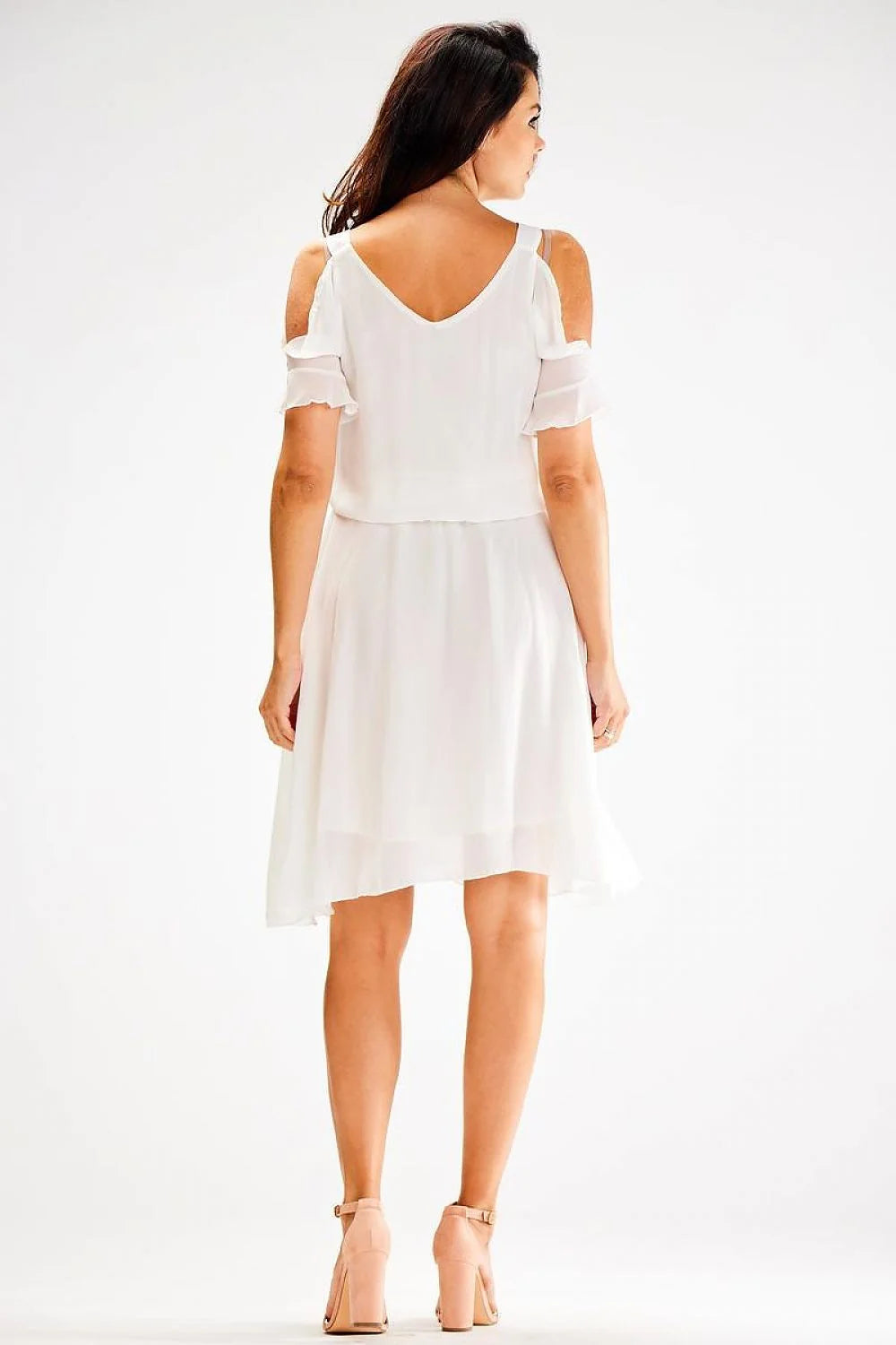 robe été aérienne mousseline polyester blanche épaules nues manches courtes volantées taille ajustable blousante élastique jupe évasée doublée longueur genou