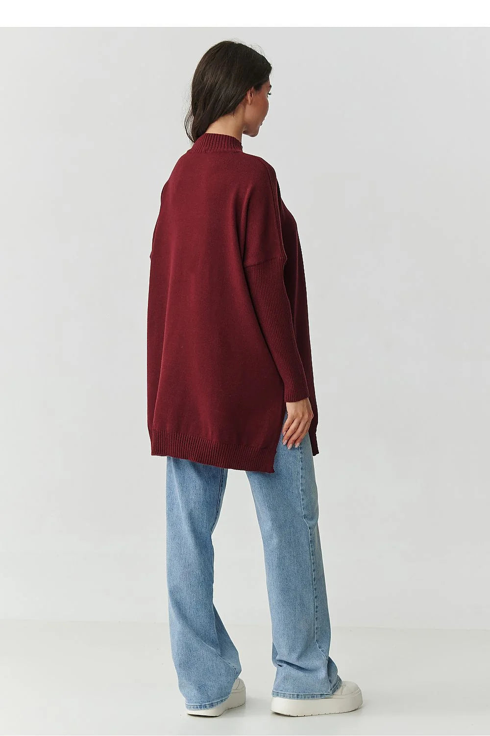 pull oversize femme viscose merlot maille fine col montant côtelé coupe ample tombante manches longues emmanchures basses fentes latérales tunique