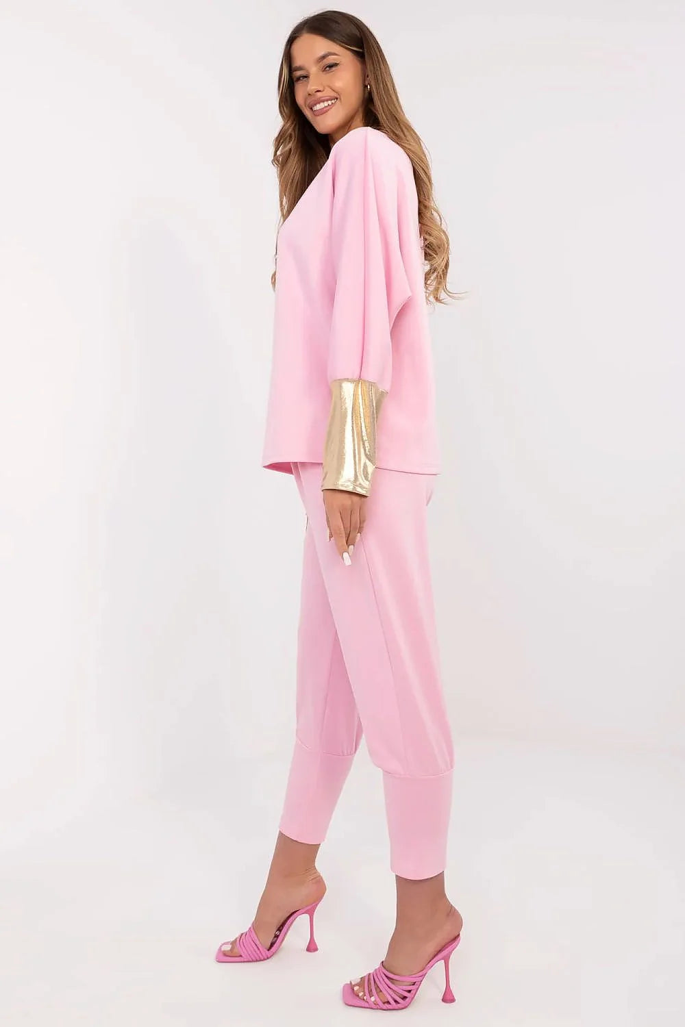 Ensemble féminin moderne décontracté rose pastel métallique doré manches longues taille haute pantalon slim