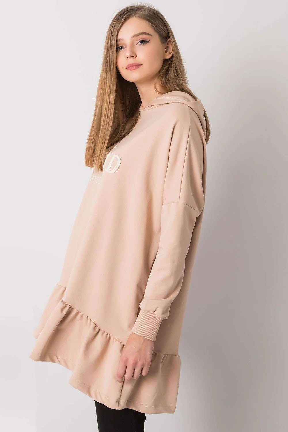 Sweat à capuche oversize coton blanc confortable tendance manches longues pour style décontracté féminin chic