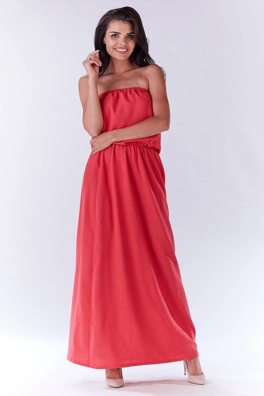 Robe longue bustier coton rouge corail élégante et décontractée pour sorties estivales chic