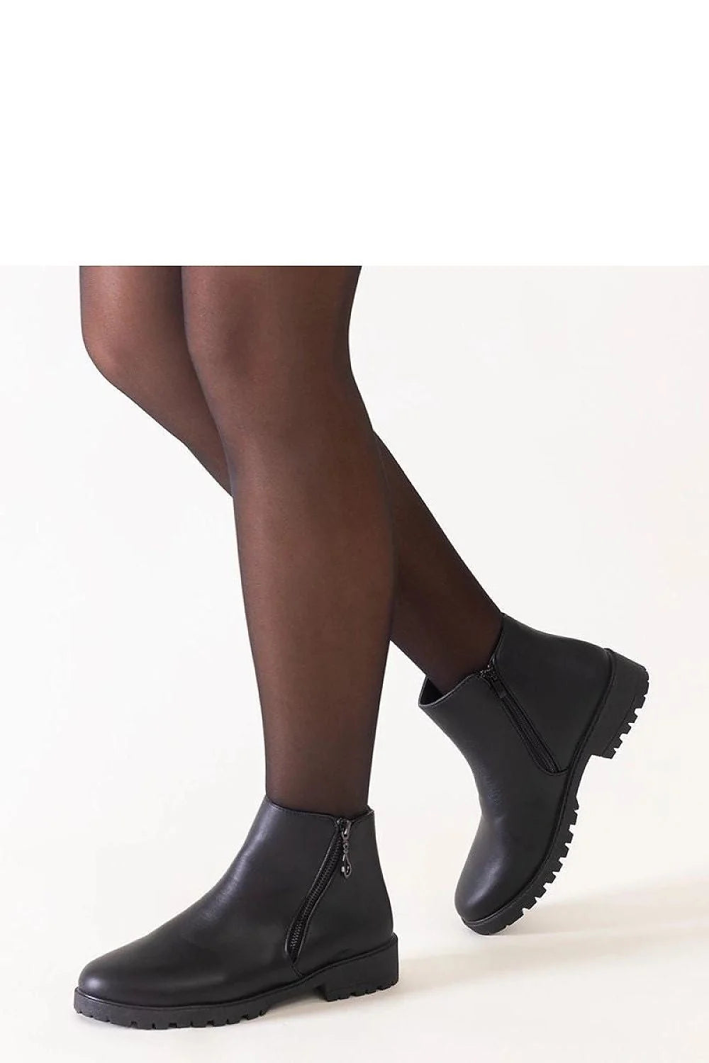 Bottines femmes urbain moderne épuré similicuir noir hauteur cheville fermeture éclair latérale isolation semelle caoutchouc cranté confort polyvalent hiver automne mode