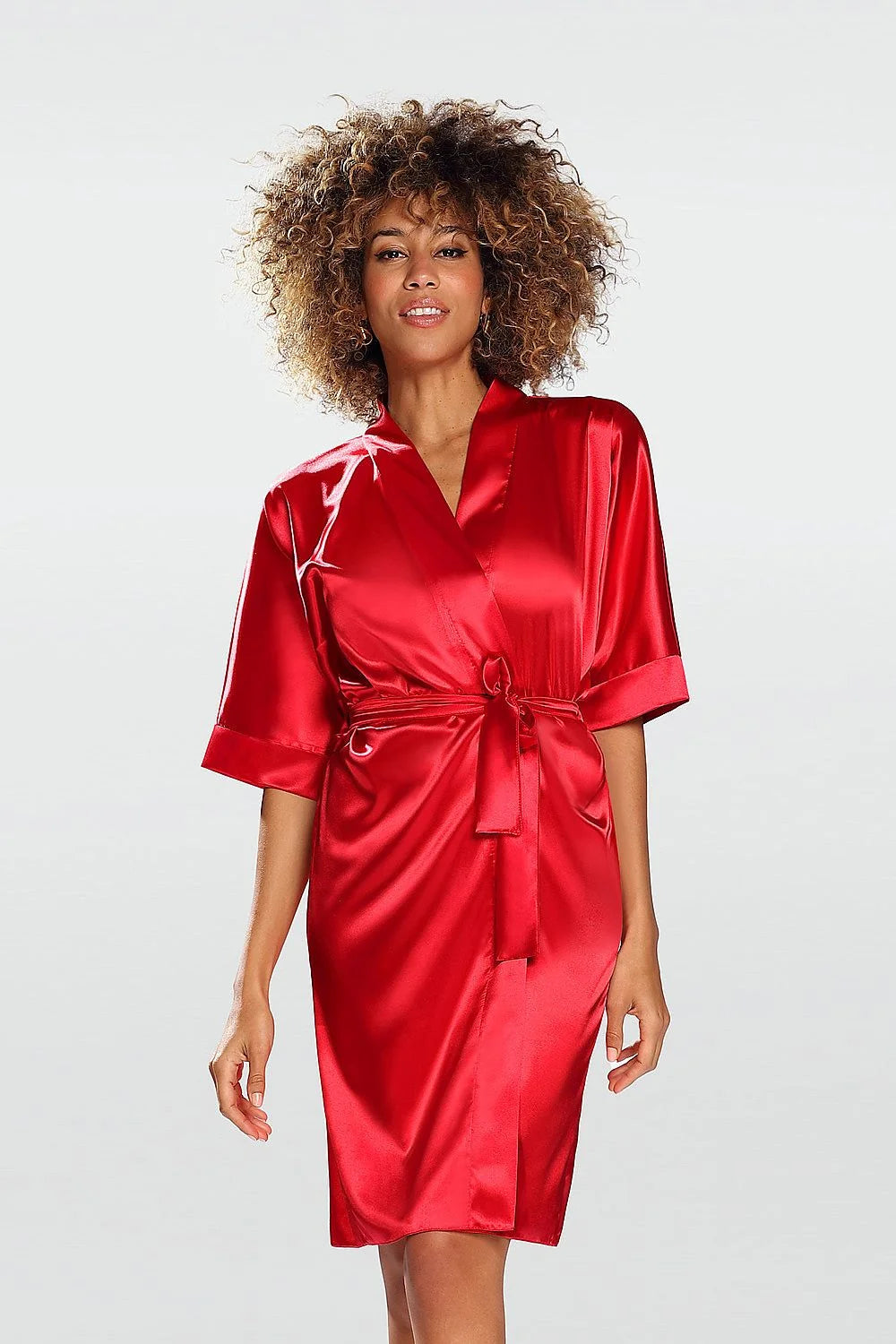 Robe de chambre féminine en satin extensible manches courtes ceinture ajustable polyester 100% luxe