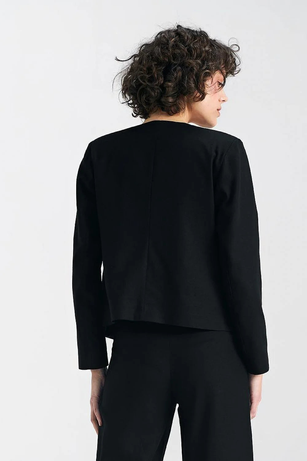 Blazer femme élégant noir profond viscose lin coton coupe carrée taille régulière occasion professionnelle