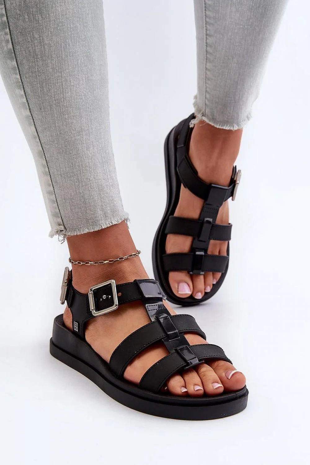 Sandales Cothurnes Step in style ZAXY pour femmes style moderne casual noir cuir synthétique durabilité confort hypoallergénique vegan