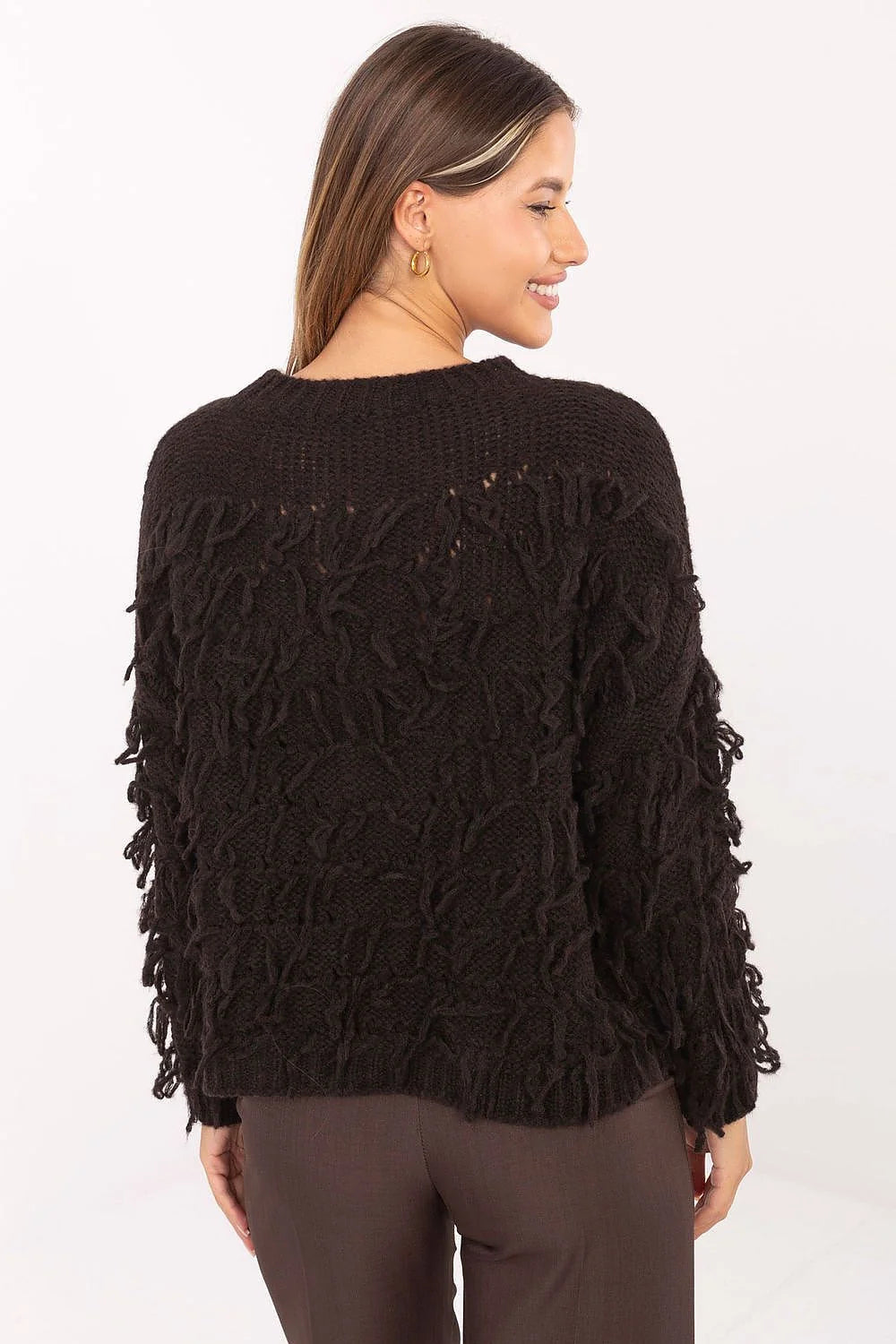 pull crop maille épaisse oversize franges bohème chic brun ébène coupe courte ample col rond manches bouffantes bouclée cocooning hivernal