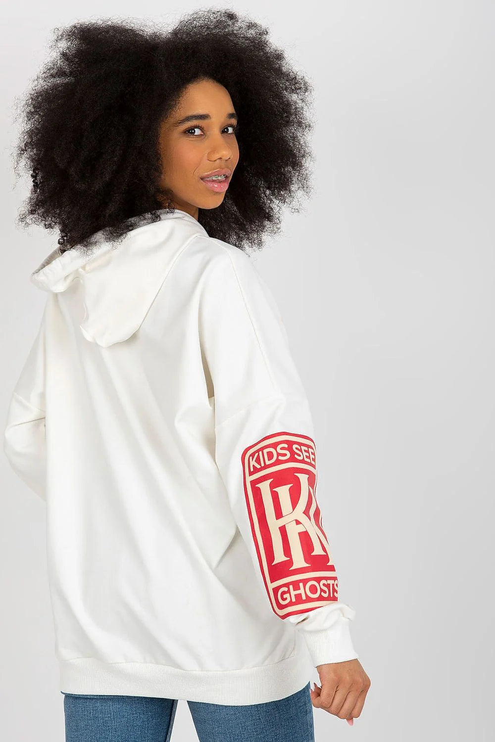 sweatshirt femme oversize capuche molleton écru imprimés multicolores grand cœur rouge feel cordons rouges poche kangourou bordscôtes streetwear