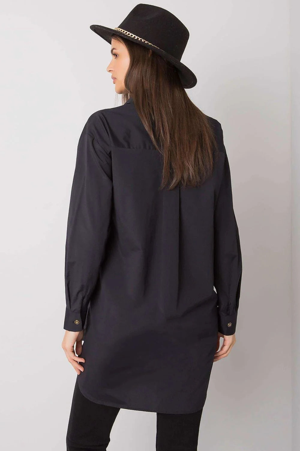 Chemise noire femme oversize coton polyester élégante chic moderne bureau soirée casual longue manche