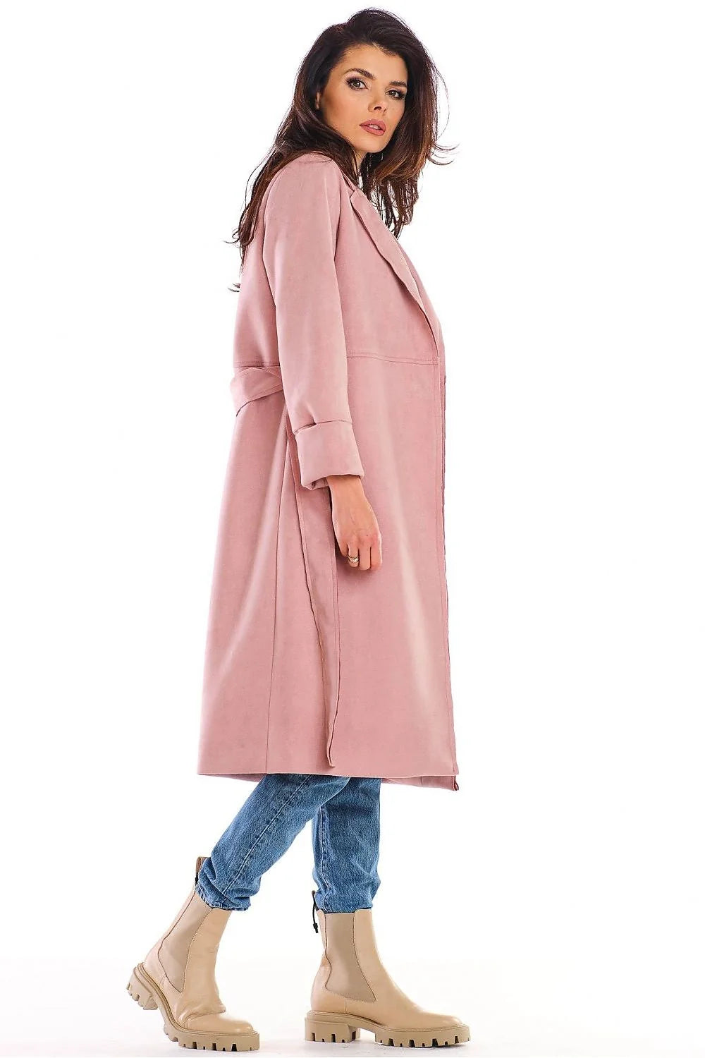 Manteau femme daim doux moderne rose pâle coupe droite élégant style urbain streetwear chic