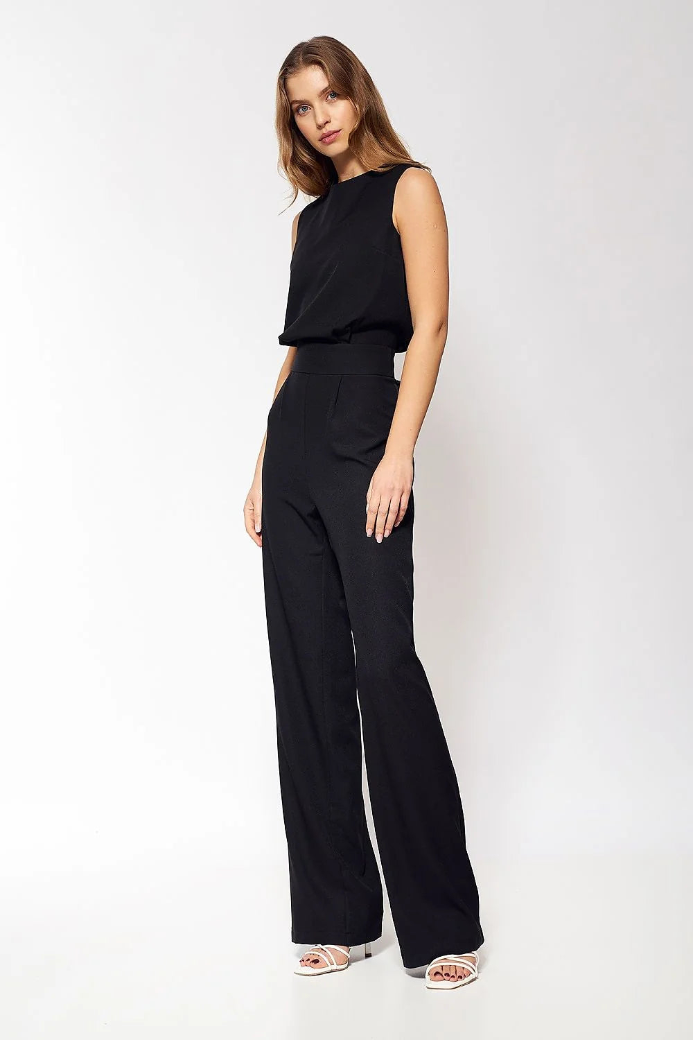 Combinaison élégante pour femme sans manches style moderne coupe ajustée dos nu polyester élasthanne occasion professionnelle soirée