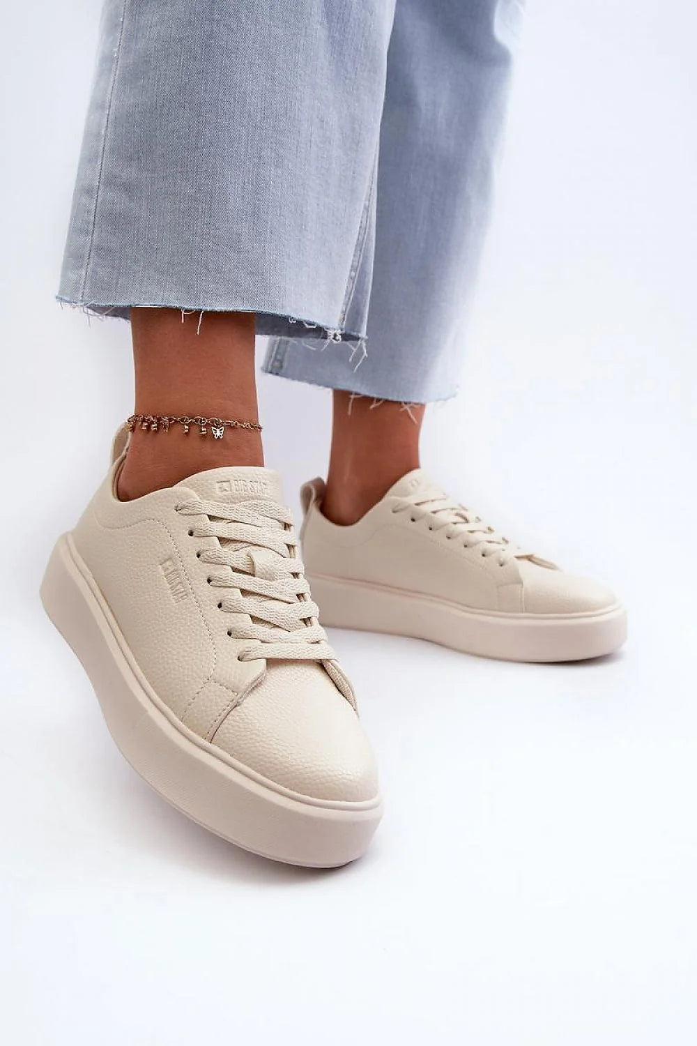 Chaussures de sport pour femmes design minimaliste cuir écologique semelle MEMORY FOAM SYSTEM beige plateforme moderne confortable