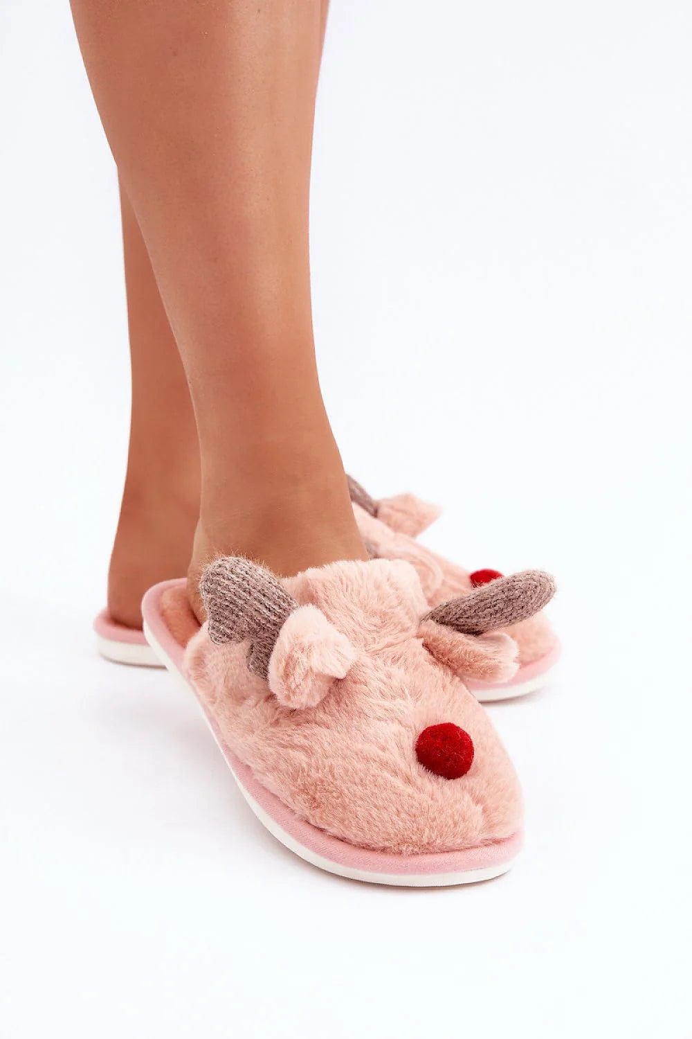 Pantoufles douces en peluche rose clair pour femme, design animal motif renne, confort hiver fêtes, semelle fourrure 1.5 cm