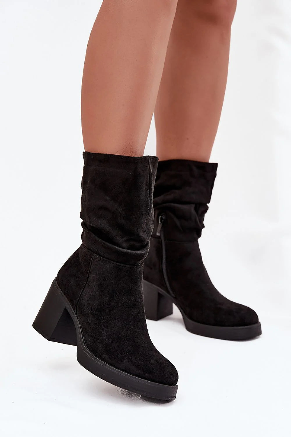 bottines femme suédine écologique noir slouchy mi mollet bout rond talon carré plateforme fermeture éclair latérale doublure mousse chaude polyvalente