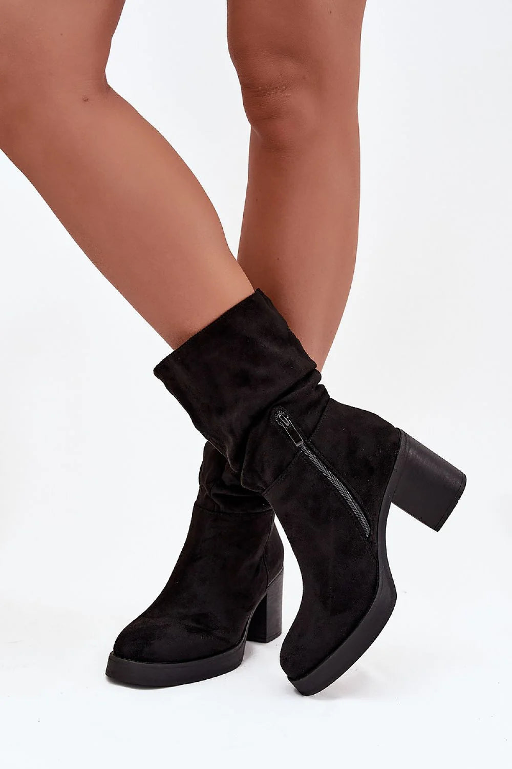 bottines femme suédine écologique noir slouchy mi mollet bout rond talon carré plateforme fermeture éclair latérale doublure mousse chaude polyvalente