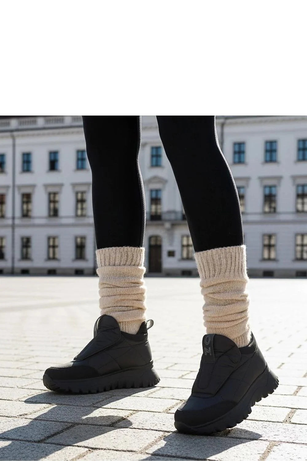 bottes neige noires Penny Gemre matelassées puffer montantes velcro semelle crantée épaisse antidérapante plateforme 5cm doublure fourrure chaude
