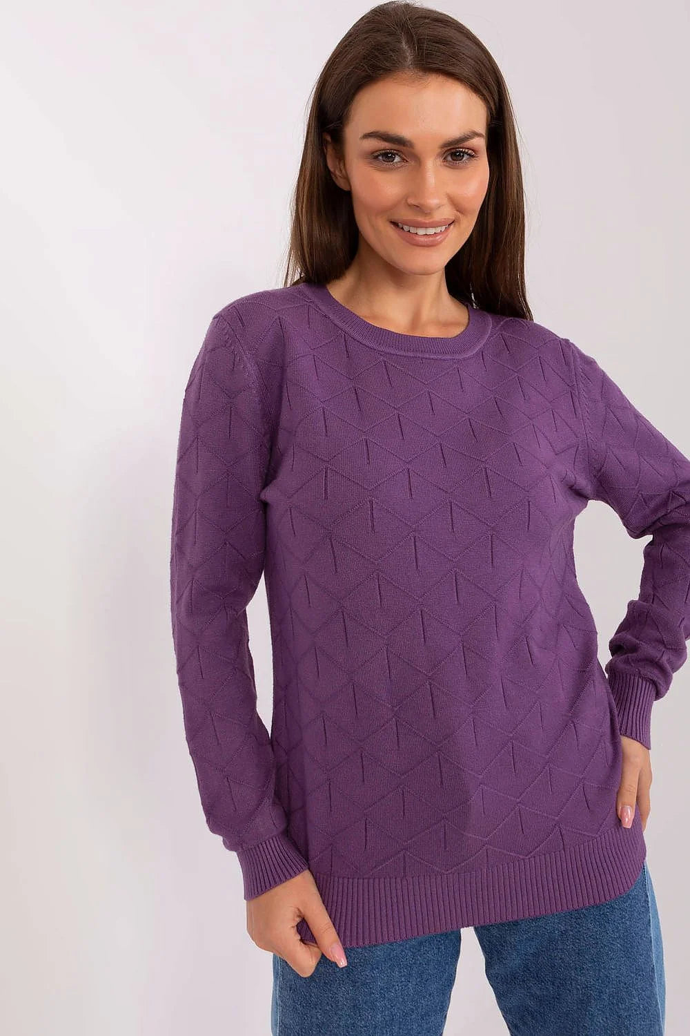 Pull pour femme en tricot violette motif géométrique texture losange coton laine doux manches longues encolure ronde coupe ample