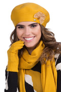 ensemble accessoires femme béret écharpe gants moutarde laine doublé tricoté chaud élégant raffiné florale perlé côtelé ajusté longue automne hiver