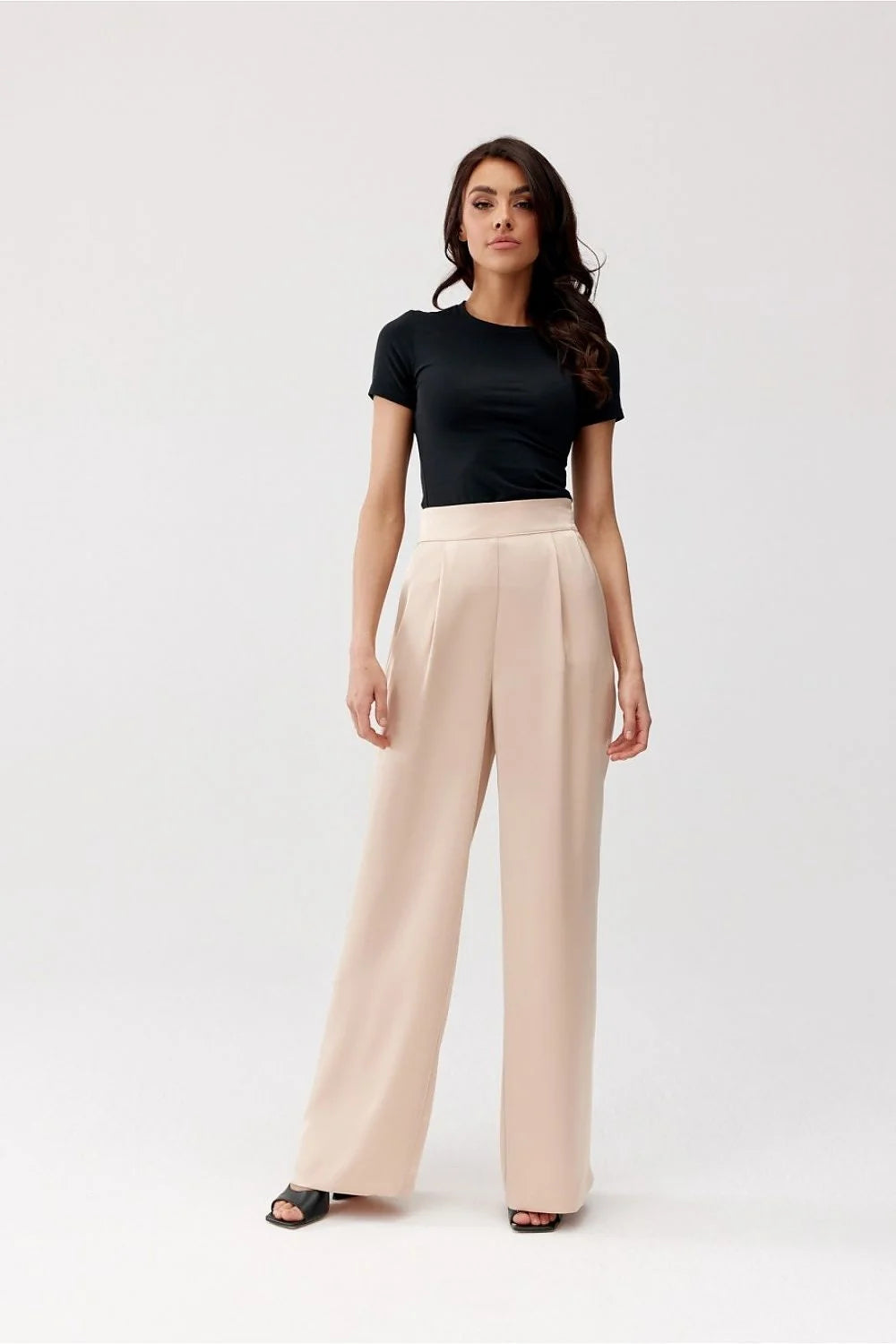 Pantalon femme élégant en satin nude taille haute jambes larges ceinture intégrée occasionnelle style moderne Roco Fashion