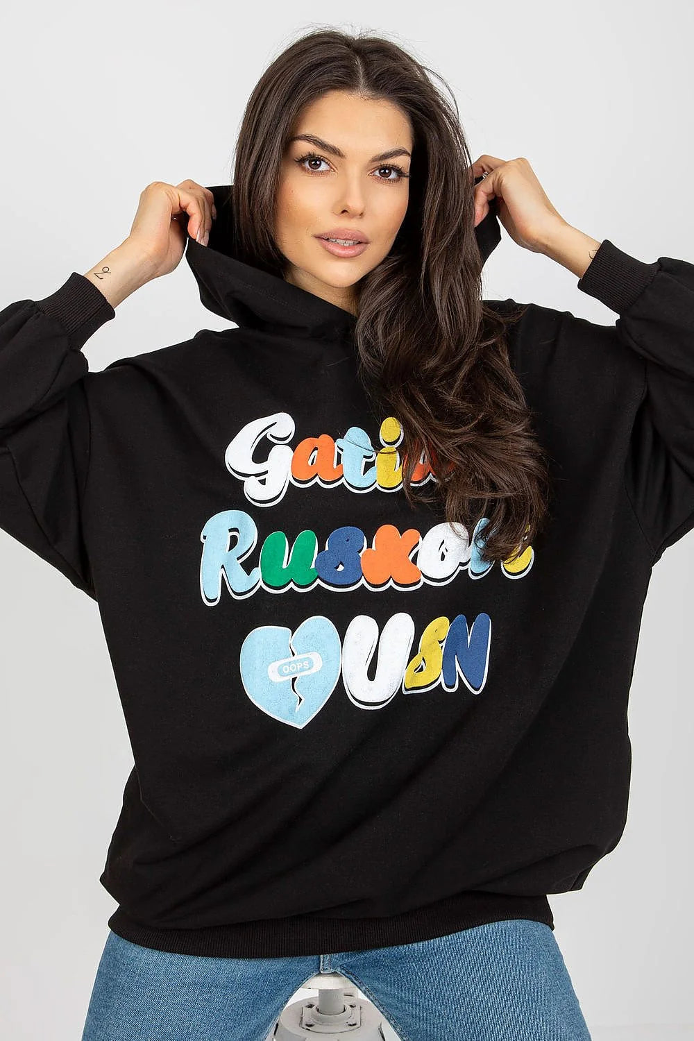 sweatshirt capuche oversize femme longline tunique noir molleton coton doux manches ballon bordcotes lettres multicolores graffiti motif coeur OOPS