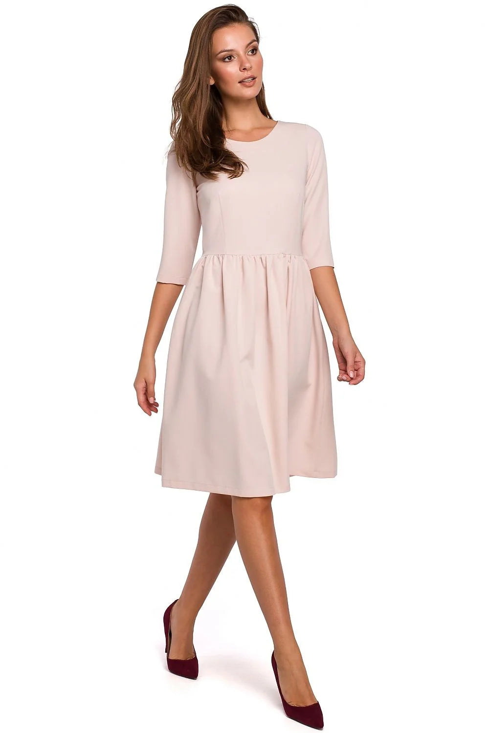 Robe en coton noir élégante et classique coupe évasée manches trois-quarts pour occasions spéciales