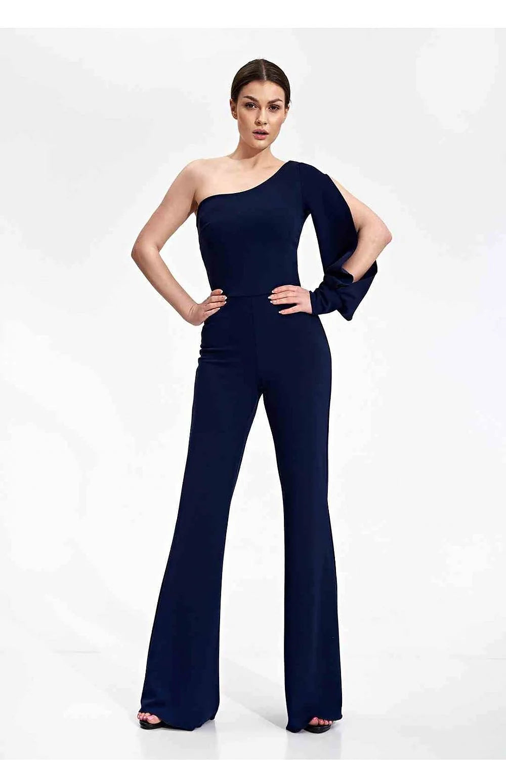 Combinaison élégante asymétrique longue épaule nue matière stretch noire femme soirée événement taille ajustable
