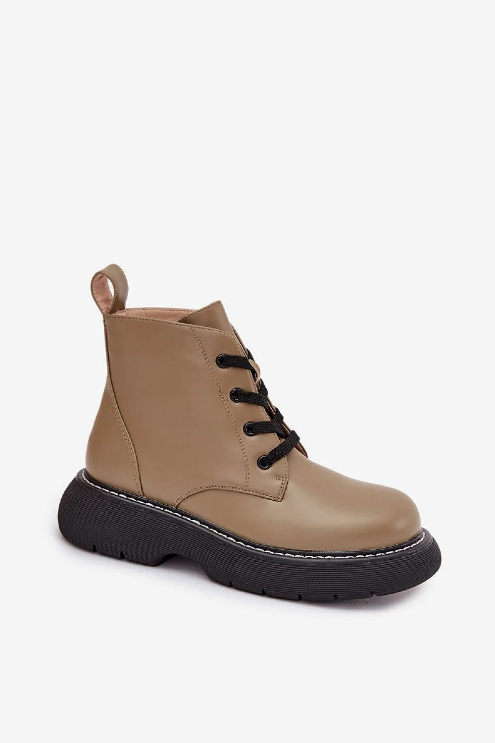 bottines femme similicuir lisse taupe olive cheville bout rond plateforme 35mm semelle crantée noire surpiqûre blanche lacets doublure chaude confortable