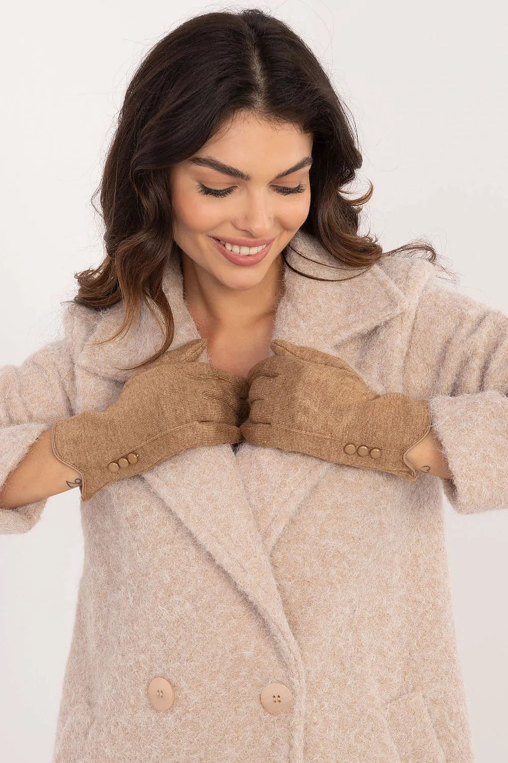 Gants élégants pour femmes en matériau doux et isolant hiver automne design classique boutons décoratifs fleur brodée