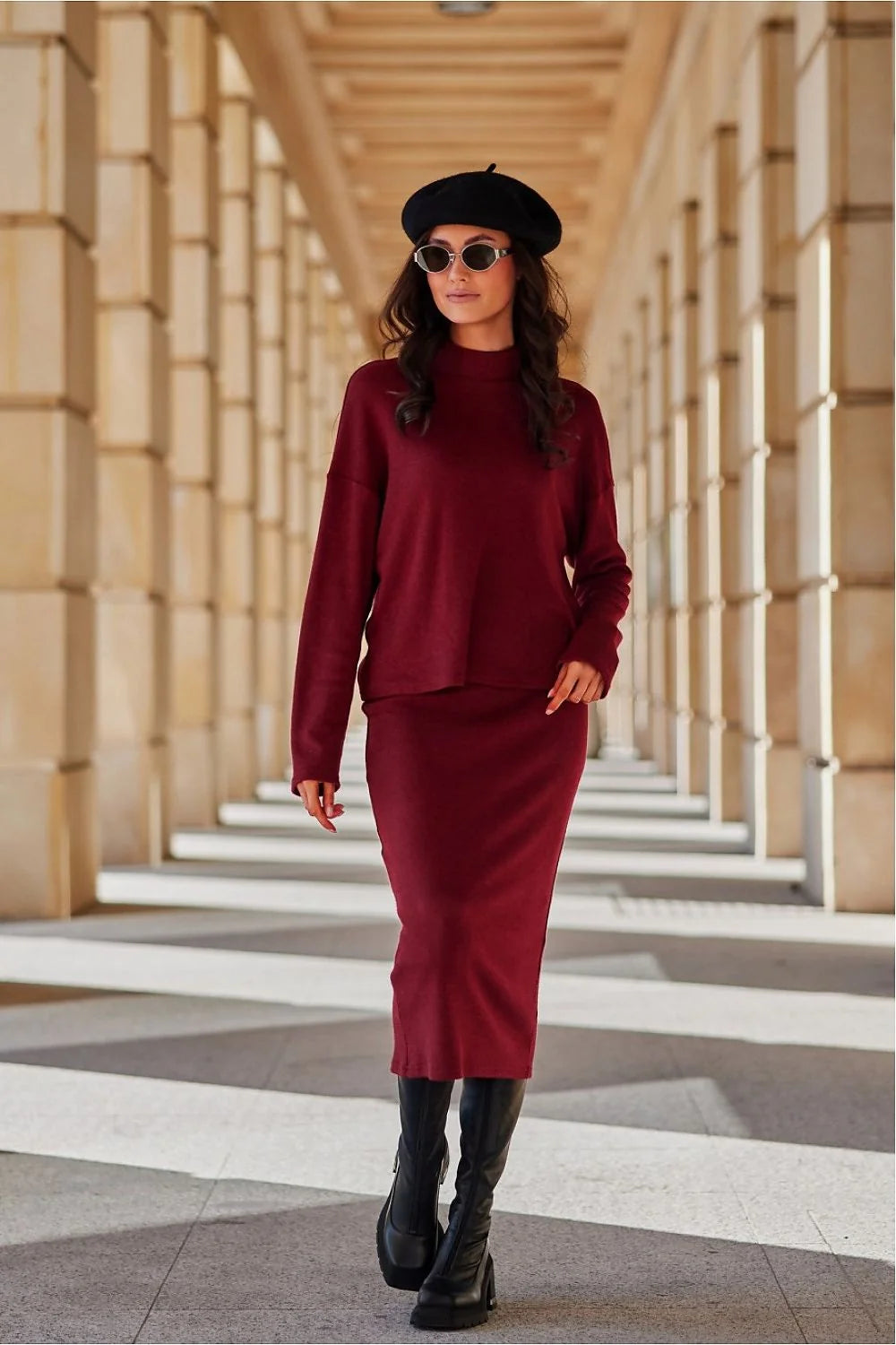 jupe Carmen bordeaux midi tricot maille douce chaleureuse élégante droite taille ajustable élastique confortable structurée artisanale