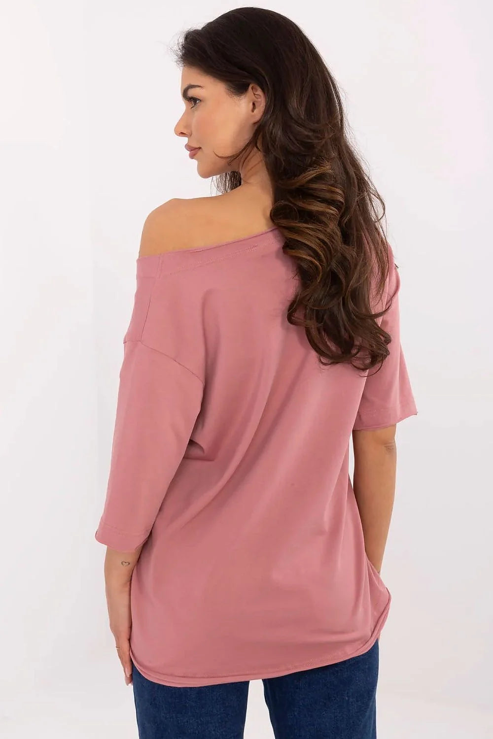 chemisier femme coupe moderne décontractée oversize encolure asymétrique épaule dévoilée manches troisquarts vieux rose imprimé floral doré foil jersey fluide