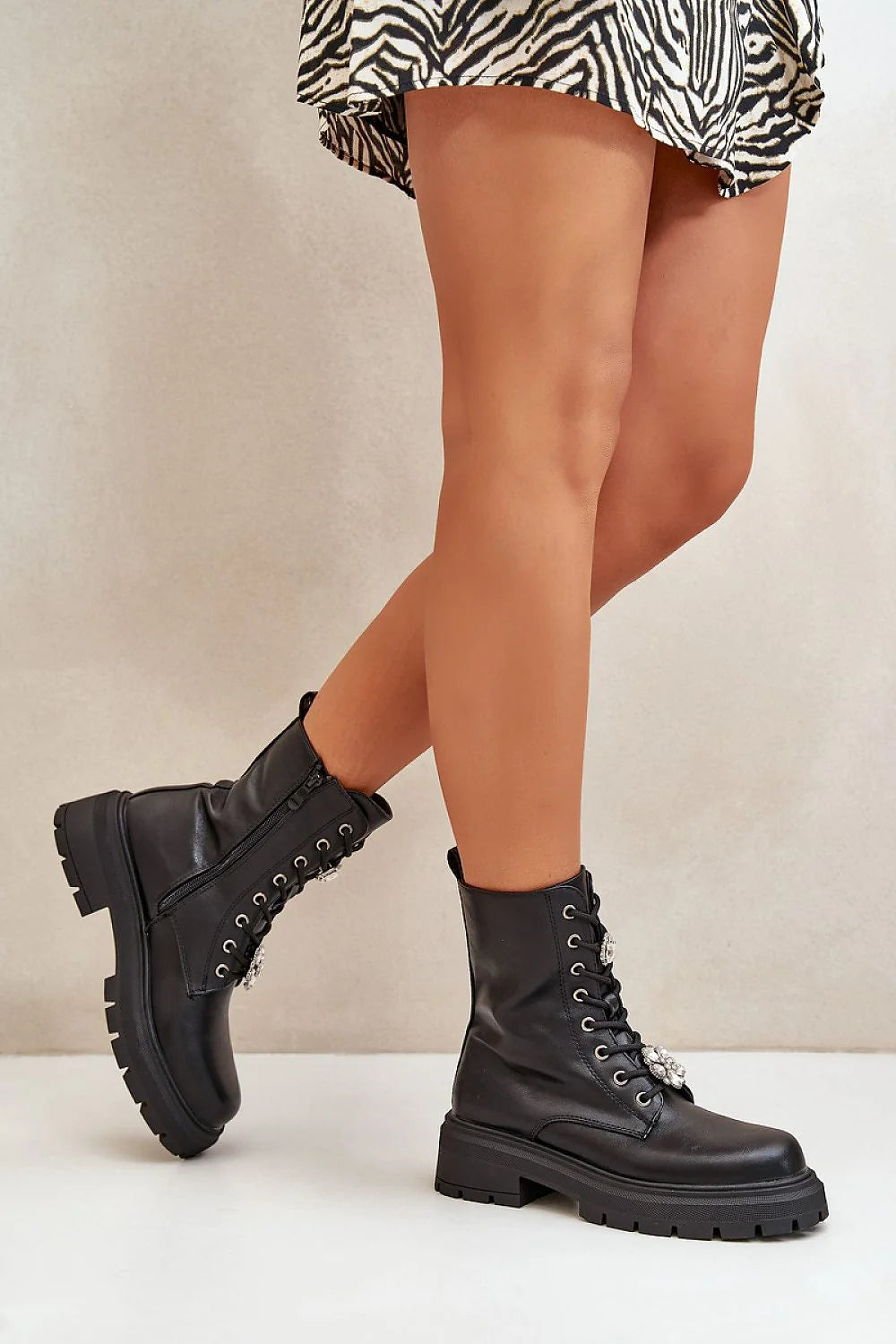 Bottines pour femmes en cuir artificiel noir style combat élégance moderne confort quotidien automne hiver