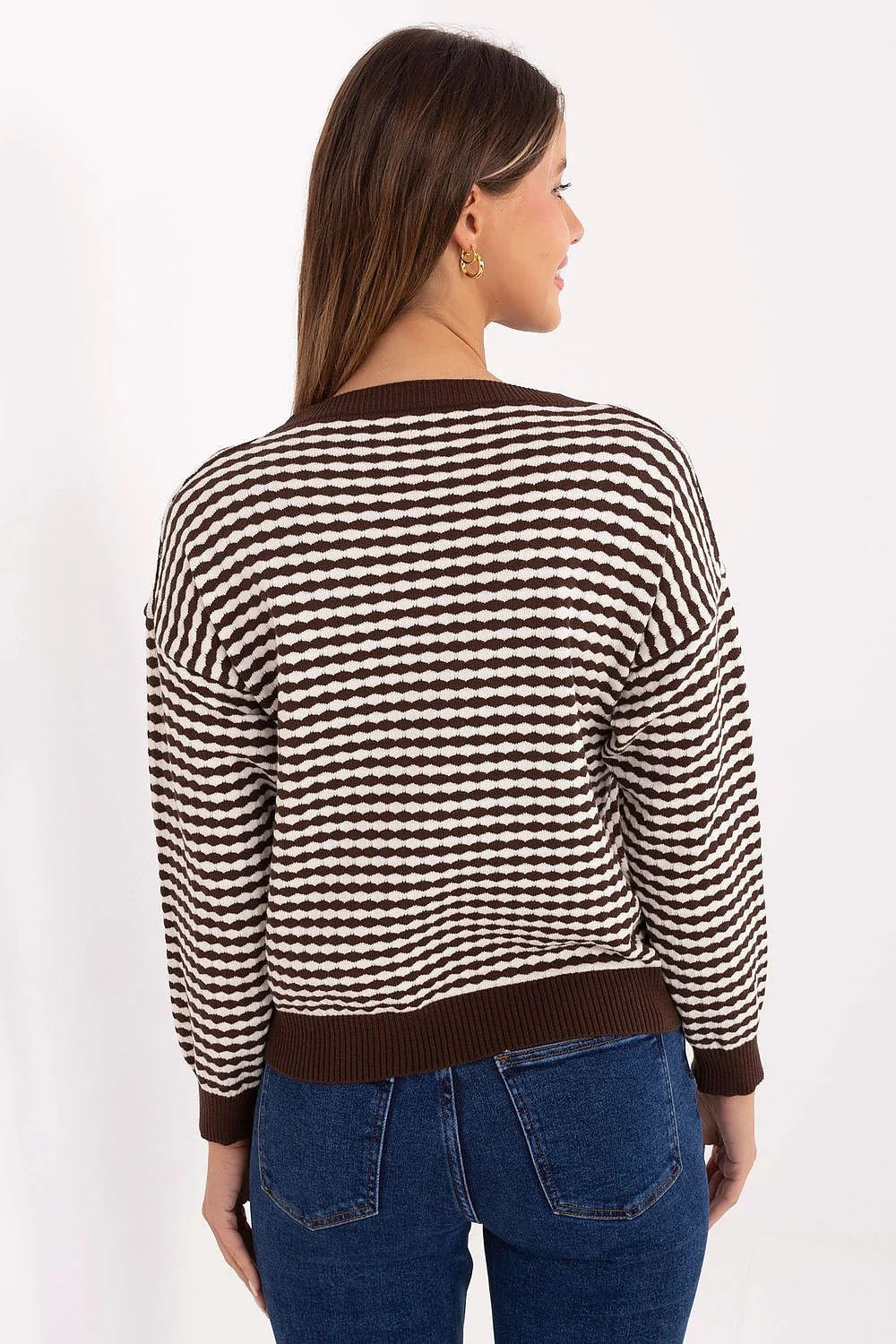 pull femme col rond manches longues coupe droite épaules tombantes maille douce épaisse motif rayures bicolore marron crème viscose PBT