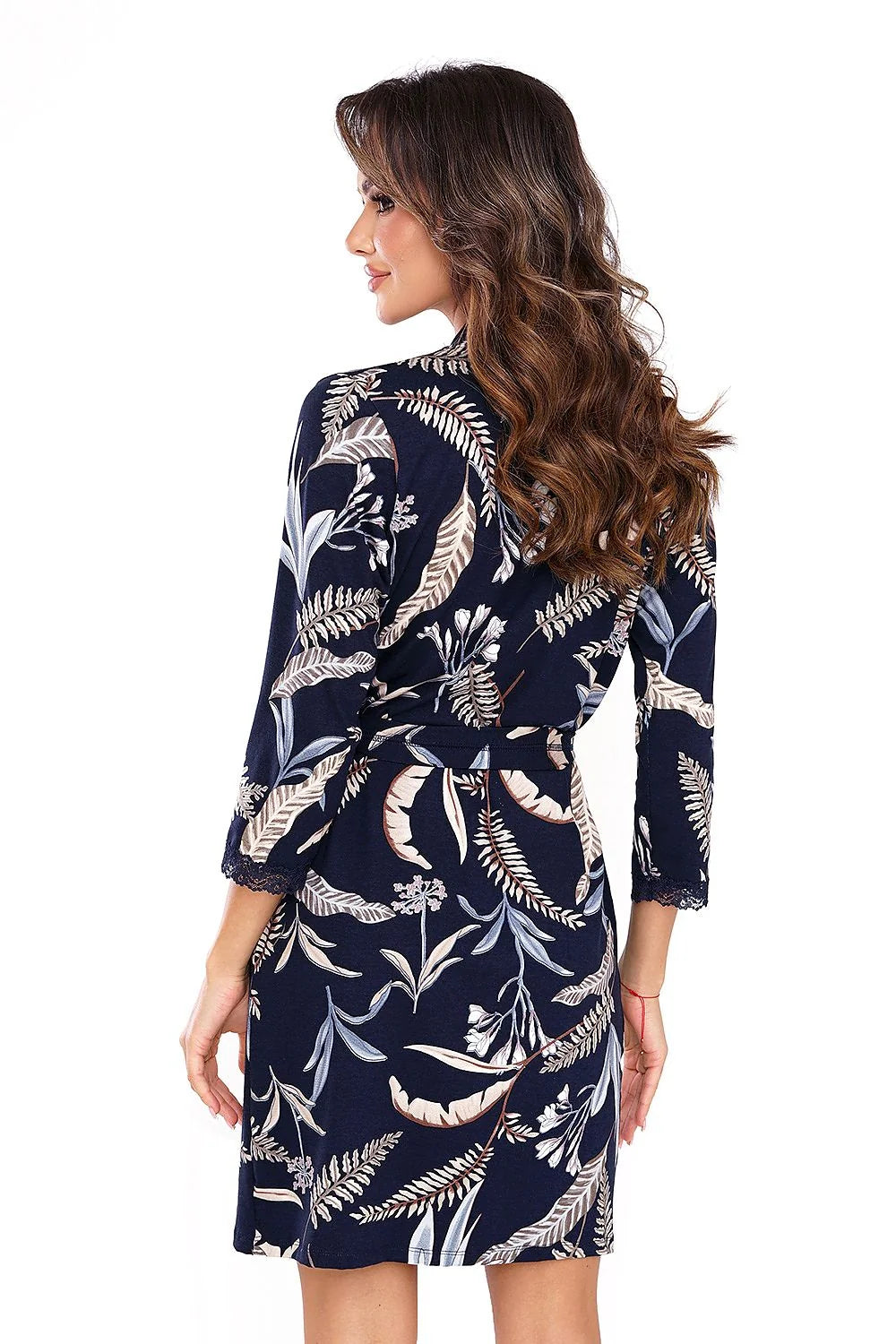 peignoir kimono portefeuille court viscose fluide confortable élégant ceinturé noué manches troisquarts dentelle poches latérales imprimé floral tropical bleu marine