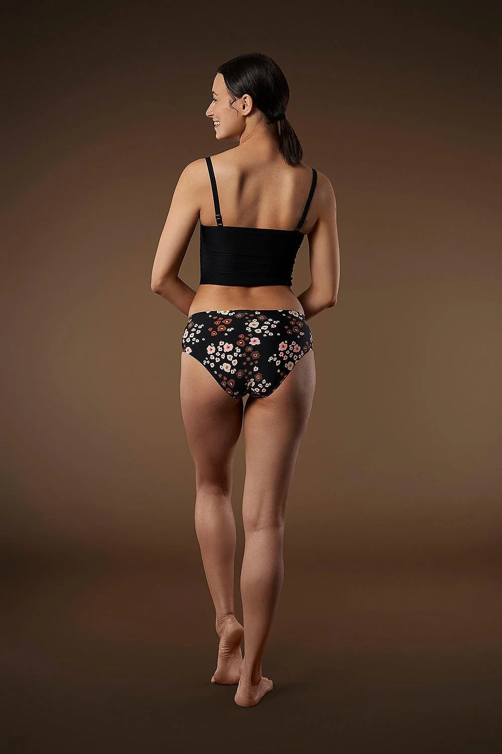 culotte hipster femme taille basse noire imprimé floral multicolore shorty moderne galbe bas couvrance modérée tissu extensible doux maintien confortable