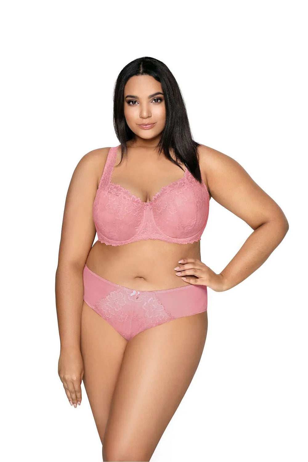 Culotte féminine délicate élégante couleur rose mi-haute broderie florale tissu doux confort quotidien femme lingerie intime