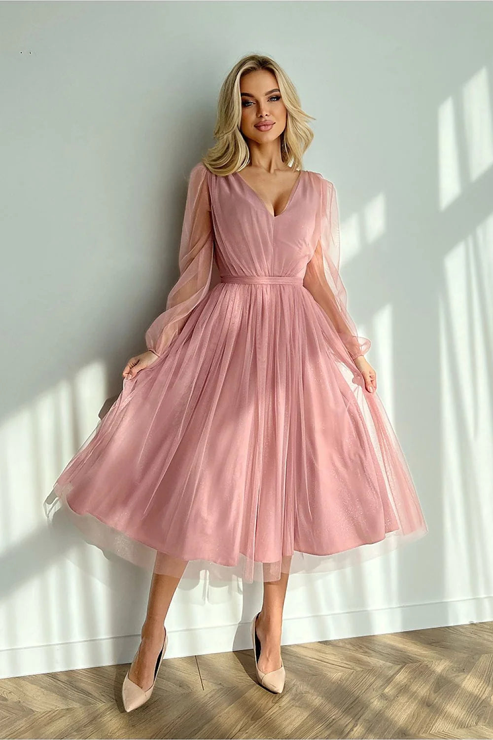 Robe de soirée élégante longueur midi manches longues transparence brocart vert émeraude femmes soirée formelle