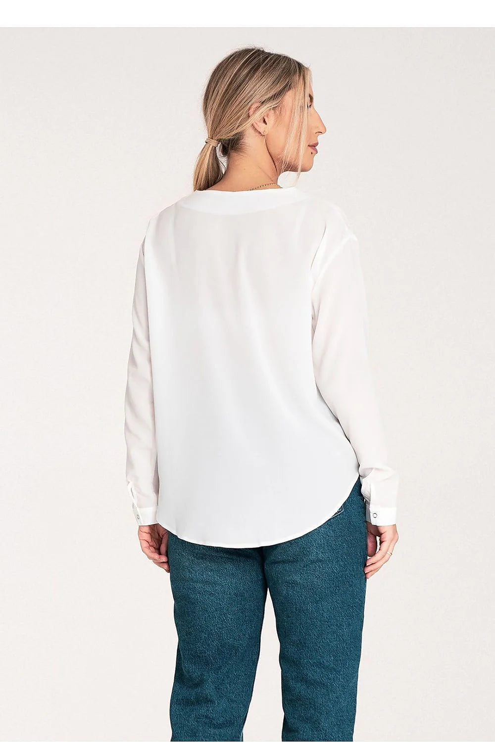 blouse élégante femme manches longues légèrement bouffantes col V boutonnage frontal boutons pression polyester elasthanne fluide satinée coupe ample