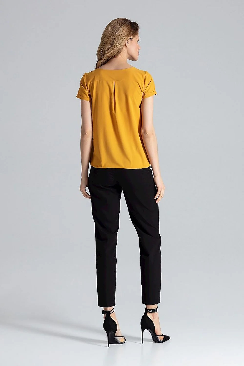 Chemisier Figl en polyester et élasthanne manches courtes col en V motifs floraux et animaliers beige marron noir femme