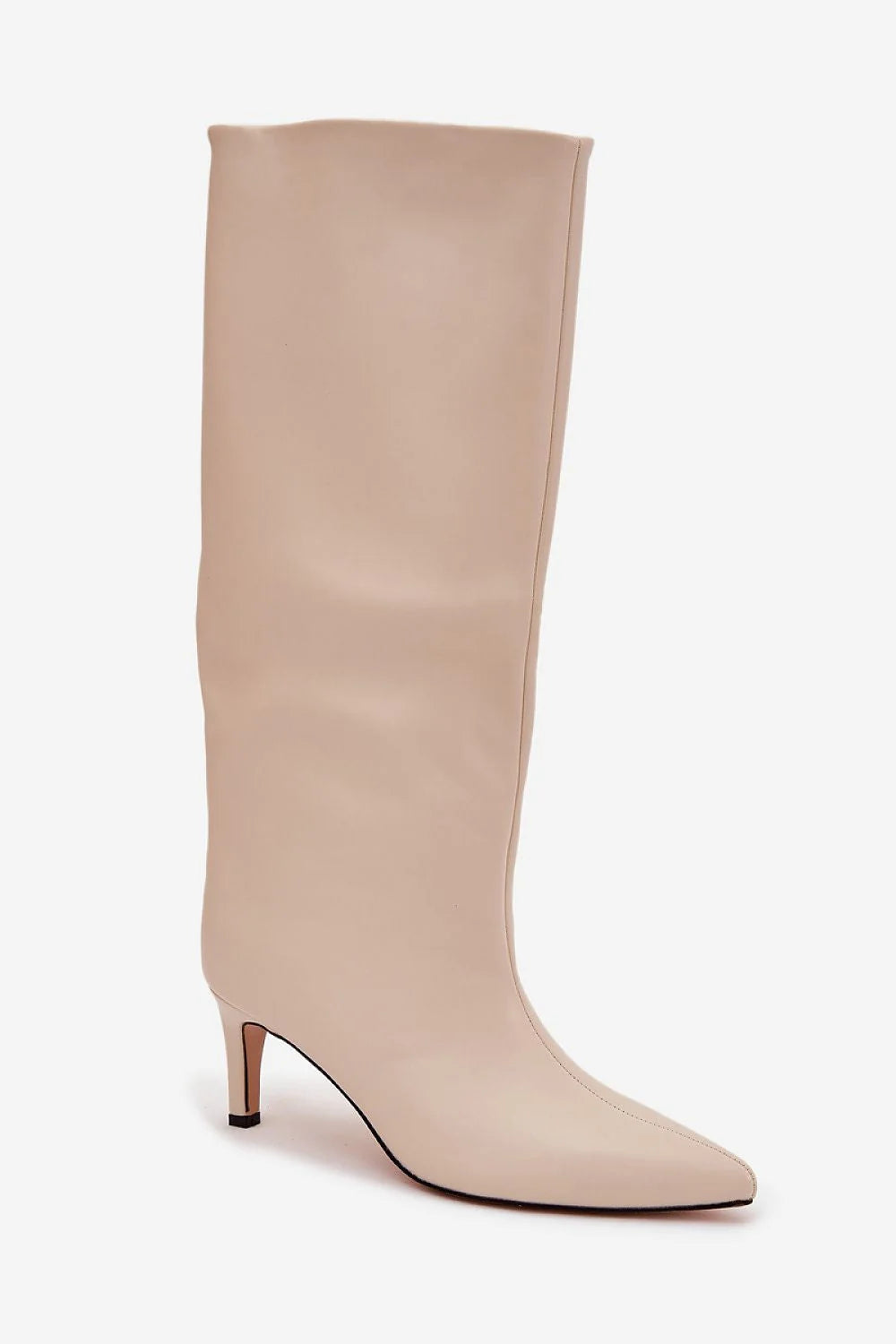 bottes montantes femme similicuir beige genou finition lisse bout pointu talon kitten tige froncée minimaliste élégante doublure confortable