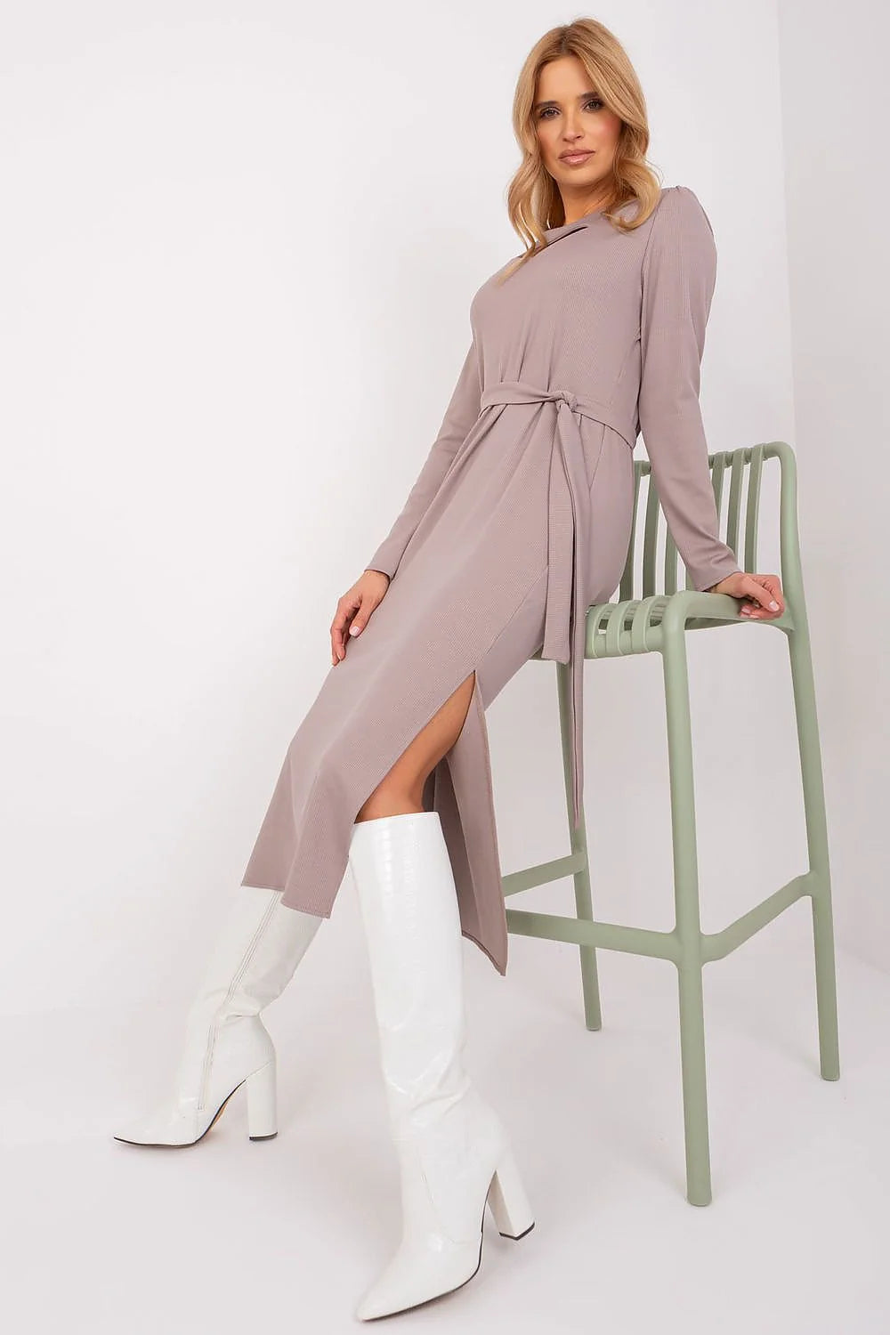 Robe de jour Lakerta élégante taupe manches longues encolure ronde ceinture nouable polyester elasthanne femmes