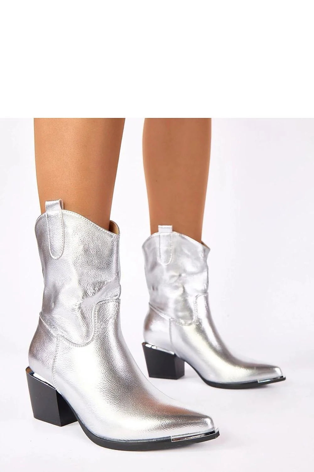 bottes cowboy argentées talon bloc moyen Rosemary mi mollet tige métallisée coutures décoratives bout pointu détail métallique confortable