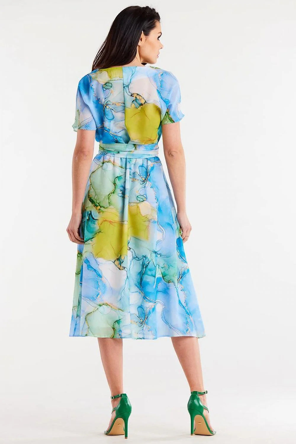 Robe de jour awama en mousseline imprimé marbré bleu vert jaune manches courtes encolure ronde taille ajustable femme été
