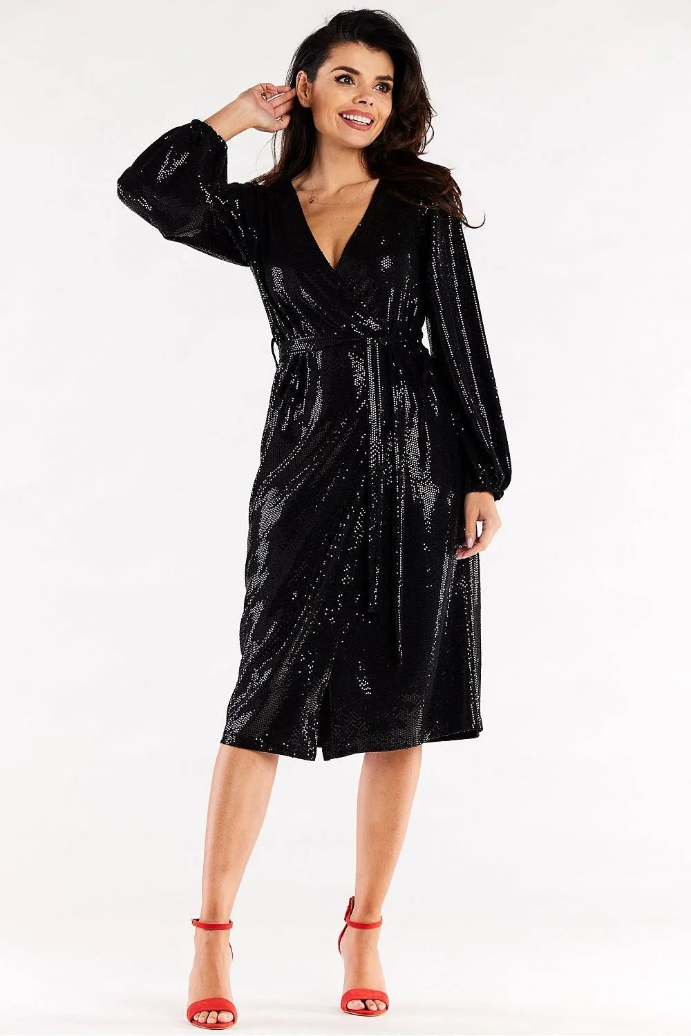 Robe de soirée élégante longue manches longues en tissu métallique argenté avec décolleté en V et ceinture ajustable pour femme