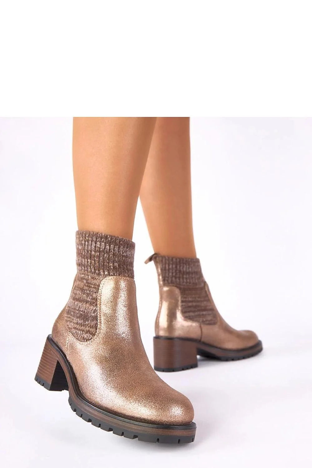bottines dorées talon bloc moyen tige chaussette cuivré rosé métallisé empeigne lisse revers maille côtelée semelle crantée gomme antidérapante confort