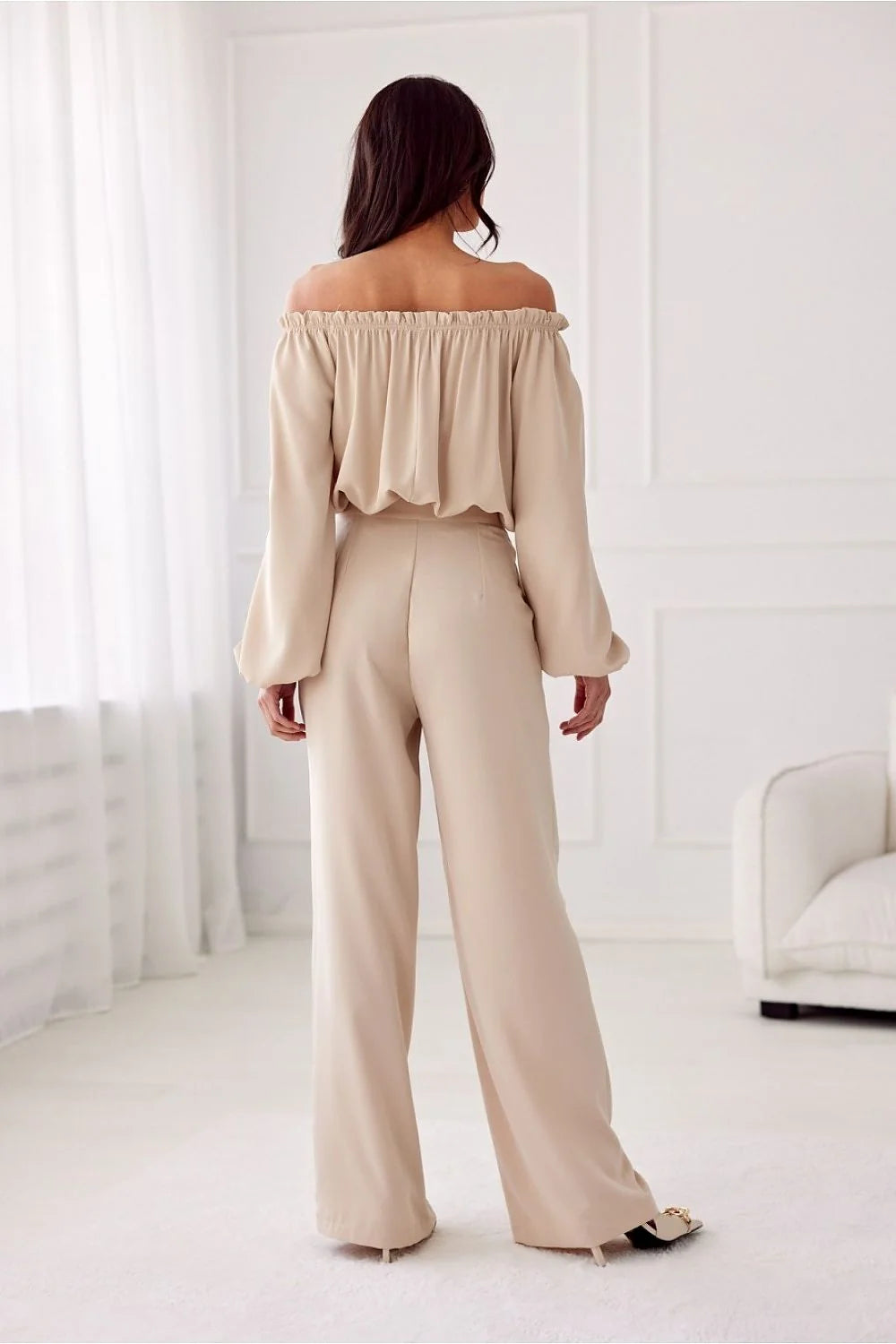 Combi femme élégante beige Bardot longues manches pantalon large taille haute style romantique polyester occasion spéciale