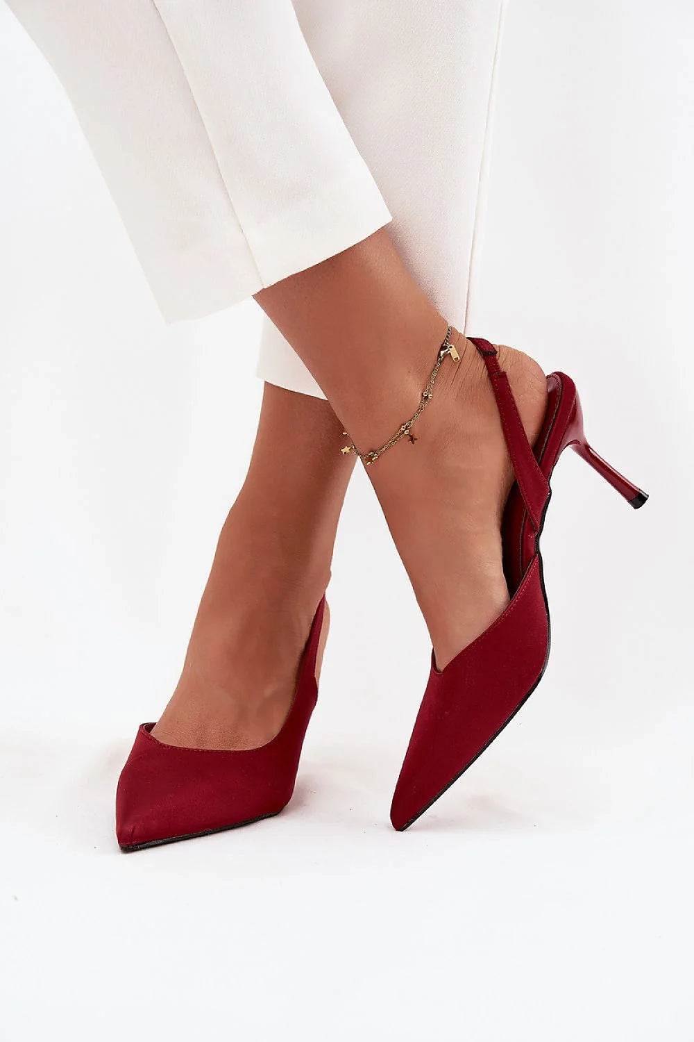 escarpins femme bordeaux satinés bout pointu slingback bride arrière fine talon aiguille élancé soirée cocktail habillé