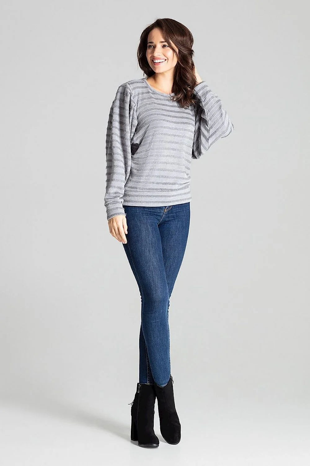 Chemisier femme manches longues élégant en polyester viscose rayures grises confort moderne toutes occasions
